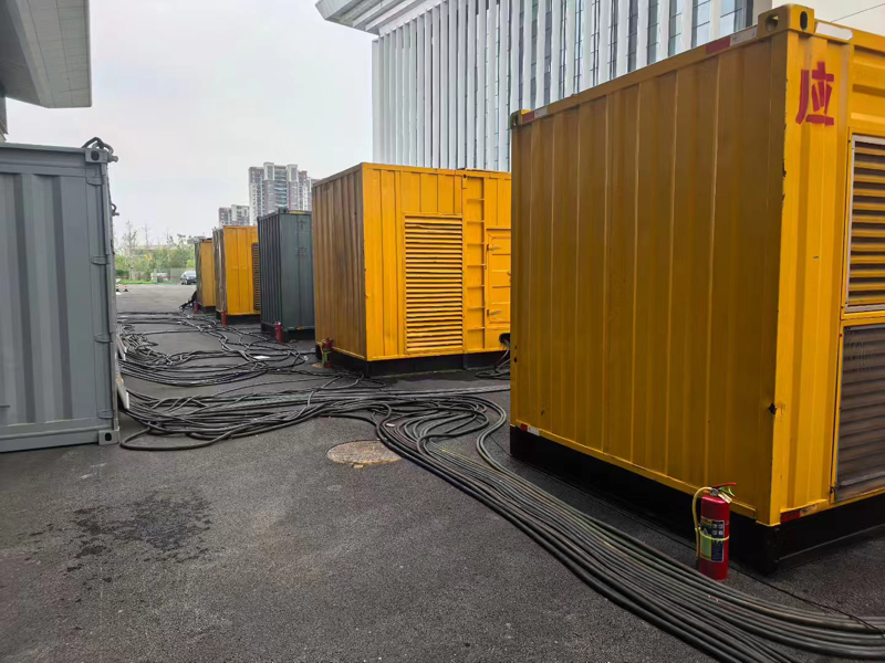 雨花台不同季节柴油发电机组保养有哪些注意事项？